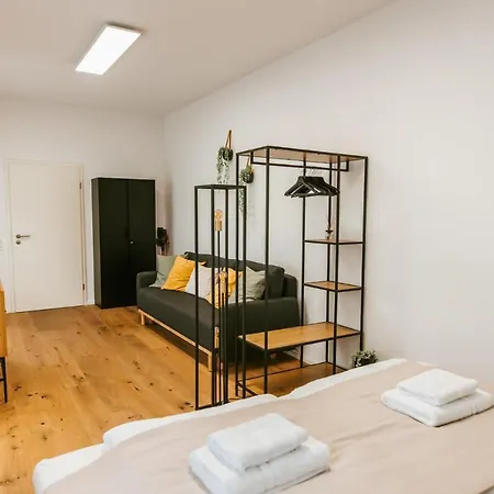 Staylight City-loft, Privater Parkplatz, Naehe Zur Messe Und Der City, Premium Daire Hannover